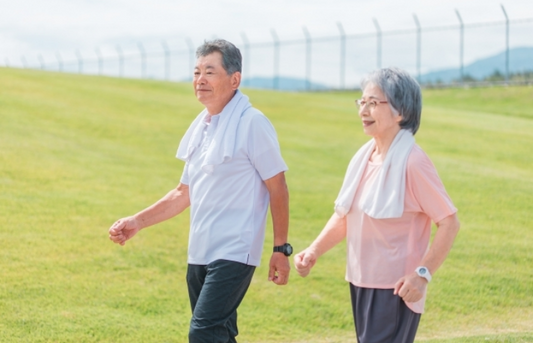 【カルシウムの日とは】食品から効率的に摂取しよう！健康な骨を保つための高齢者向けレシピ