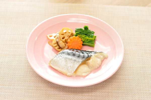 さばの味噌煮盛り付けイメージ